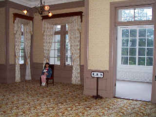 �y��������1